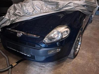 Gebraucht Fiat Grande Punto 88 PS (64 kW) 2011 Blau Kleinwagen