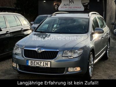 Grau Gebraucht 2014 Skoda Superb Kombi | 7.500 € (Superpreis)