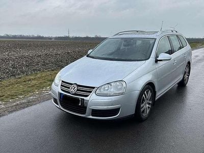 Gebraucht VW Golf V Comfortline 122 PS (89 kW) 2009 Silber Kombi
