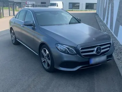 Gebraucht Mercedes E350 2017 Grau Limousine