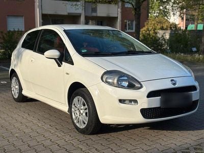 Gebraucht Fiat Punto 69 PS (50 kW) 2012 Weiß Kleinwagen