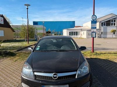Usata Opel Astra GTC 2009 Nero Utilitaria