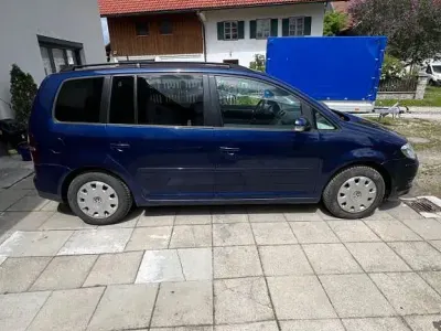 Gebraucht VW Touran 140 PS (102 kW) 2008 Blau Van / Kleinbus