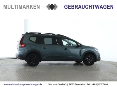 Gebraucht Dacia Jogger Extreme 110 PS (80 kW) 2024 Oxidgrün Van / Kleinbus