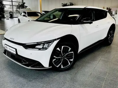 Używany Kia EV6 Air 239 kW (325 KM) 2022 Biały SUV