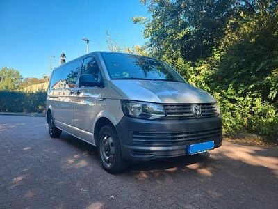 Usata VW Caravelle 110 CV (80 kW) 2015 Argento Furgone