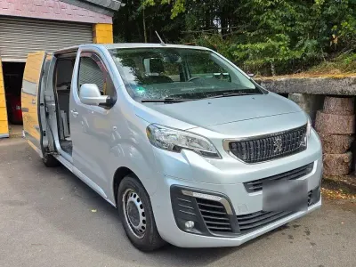 Gebraucht Peugeot Expert 122 PS (89 kW) 2017 Grau Van