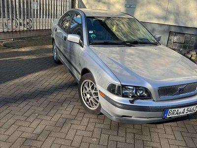 Volvo S40
