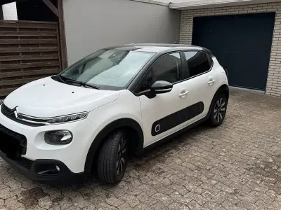 Gebraucht Citroën C3 Feel 82 PS (60 kW) 2017 Weiß Limousine