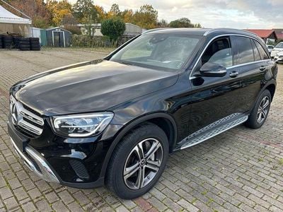 Mercedes GLC300e