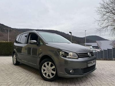 Second-hand VW Touran 105 CP (77 kW) 2015 Gri Monovolum