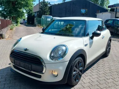 Gebraucht Mini ONE 75 PS (55 kW) 2016 Pepper white Kleinwagen