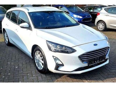 Gebraucht Ford Focus Cool & Connect 95 PS (69 kW) 2021 Frostweiß Kombi