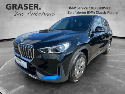 Gebraucht BMW iX1 Sport Line 230 kW (313 PS) 2023 Schwarz SUV