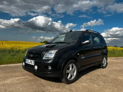 Gebraucht Suzuki Ignis 94 PS (69 kW) 2009 Schwarz Kleinwagen