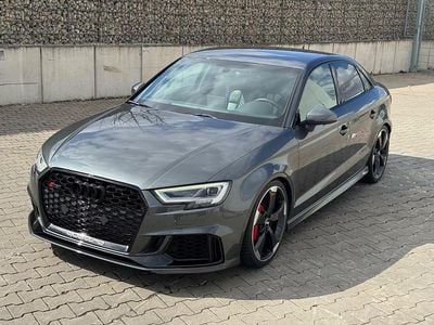 Gebraucht Audi RS3 Comfort 400 PS (294 kW) 2019 Grau Limousine