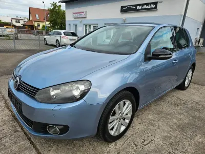 Gebraucht VW Golf VI Style 86 PS (63 kW) 2011 Blau Kleinwagen
