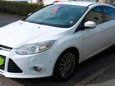 gebraucht Ford Focus Titanium