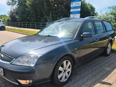 Gebraucht Ford Mondeo Ghia 121 PS (88 kW) 2006 Grau Kombi