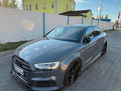 Używany Audi A3 Sport 230 KM (169 kW) 2019 Szary Sedan/Limuzyna