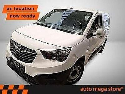 Weiß Gebraucht 2020 Opel Combo Edition Van | 11.946 € (Guter Preis)