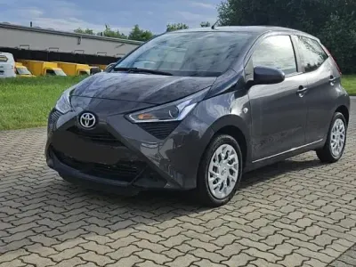Gebraucht Toyota Aygo 72 PS (52 kW) 2021 Grau Kleinwagen