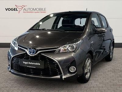 Marlingrau metallic Gebraucht 2016 Toyota Yaris Hybrid Basis | 13.870 € (Superpreis)
