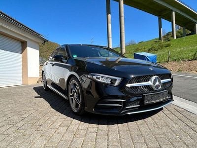 Second-hand Mercedes A200 AMG line 163 CP (119 kW) 2020 Negru Berlinǎ