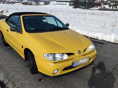 Gebraucht Renault Mégane Cabriolet 90 PS (66 kW) 1997 Gelb Cabrio