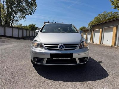 Usata VW Golf V 105 CV (77 kW) 2007 Argento Berlina