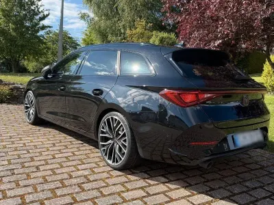 Używany Cupra Leon 245 KM (180 kW) 2022 Czarny Kombi