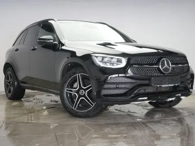 Second-hand Mercedes GLC300 AMG 245 CP (180 kW) 2021 Negru SUV