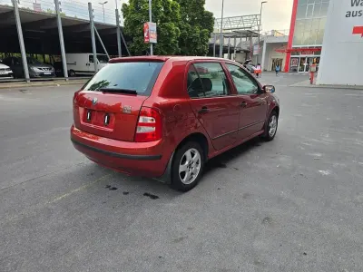 Gebraucht Skoda Fabia 75 PS (55 kW) 2002 Orange Limousine