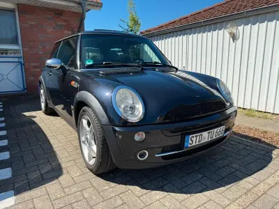 Gebraucht Mini ONE 90 PS (66 kW) 2004 Schwarz Kleinwagen