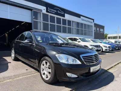 Gebraucht Mercedes S500 387 PS (284 kW) 2007 Schwarz Limousine