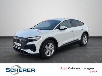 Gletscherweiß metallic (metallic) Gebraucht 2025 Audi Q4 Sportback e-tron Basis SUV | 42.500 € (Superpreis)