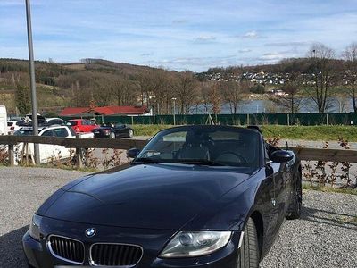 Gebraucht BMW Z4 Sport Line 218 PS (160 kW) 2006 Blau Cabrio