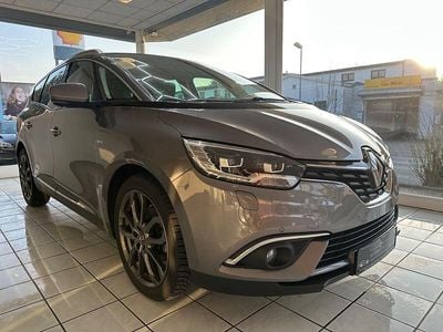 Gebraucht Renault Scénic IV Bose Edition 132 PS (97 kW) 2017 Grau Van / Kleinbus