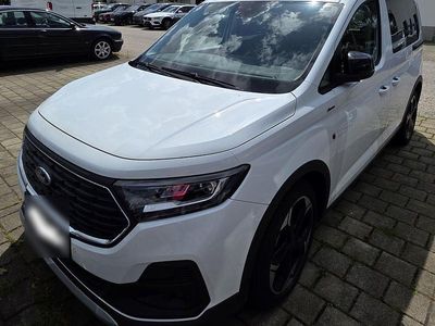 Usata Ford Tourneo Connect Active 122 CV (89 kW) 2025 Bianco Monovolume