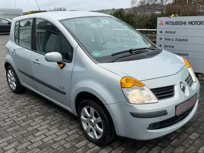 Second-hand Renault Modus Dynamique 75 CP (55 kW) 2005 Argintiu Monovolum