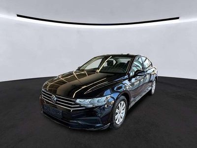 Gebraucht VW Passat 150 PS (110 kW) 2022 Schwarz Kombi