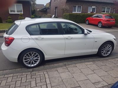 Gebraucht BMW 118 170 PS (125 kW) 2012 Weiß Kleinwagen