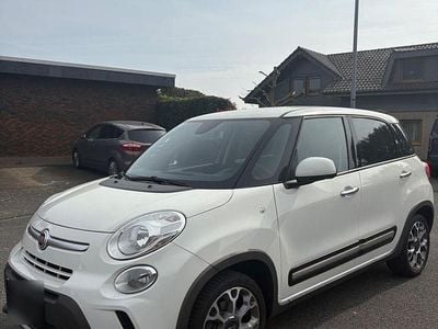 Gebraucht Fiat 500L Rock 95 PS (69 kW) 2016 Weiß Van / Kleinbus