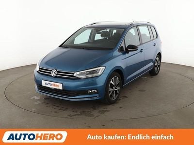 Gebraucht VW Touran IQ Drive 150 PS (110 kW) 2019 Blau Van / Kleinbus