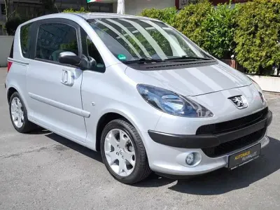 Gebraucht Peugeot 1007 Premium 73 PS (53 kW) 2008 Gris aluminium (metallic) Van / Kleinbus