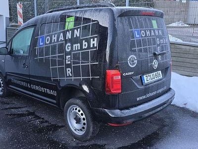 Schwarz Gebraucht 2020 VW Caddy Beach Van / Kleinbus | 23.500 € (Fairer Preis)