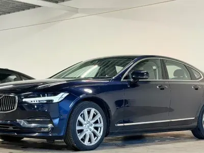 Gebraucht Volvo S90 Inscription 235 PS (172 kW) 2017 Blau Limousine