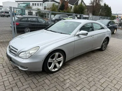 Gebraucht Mercedes CLS320 224 PS (164 kW) 2009 Silber Limousine