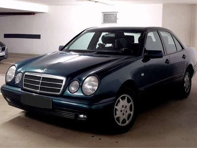 Mercedes E240