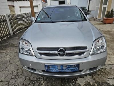 Gebraucht Opel Vectra Elegance 147 PS (108 kW) 2003 Silber Limousine
